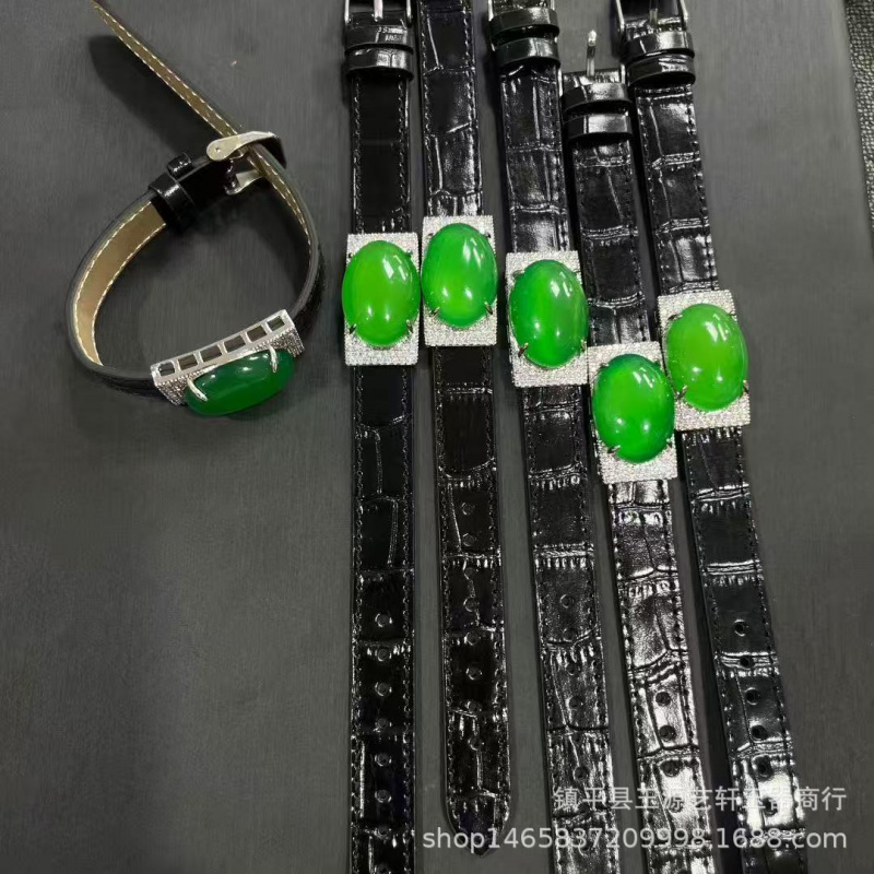 Натуральный высокий браслет по – обзор и цена High Jewelry Watches